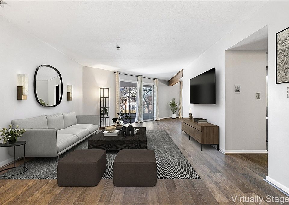 1st image of 6 Jessica Dr APT E