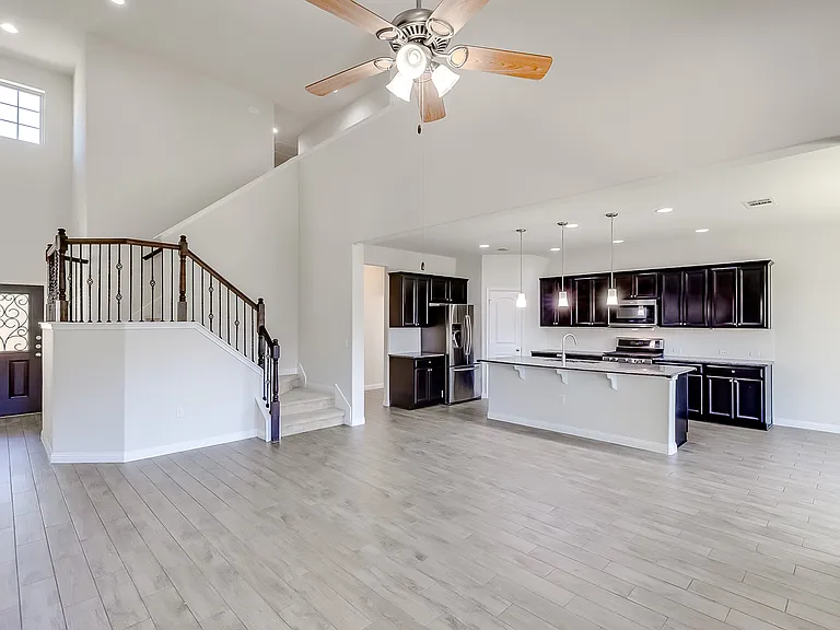 1005 Cold Bear Cv — Photo 6