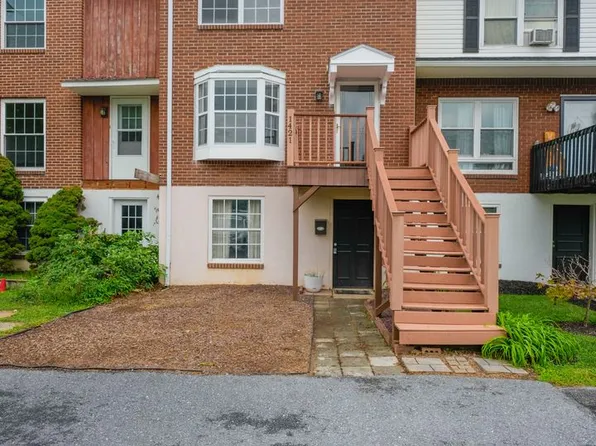 1421 E Caracas Ave, Hershey, PA 17033