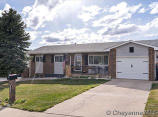 5202 Cable Ave, Cheyenne, WY 82009