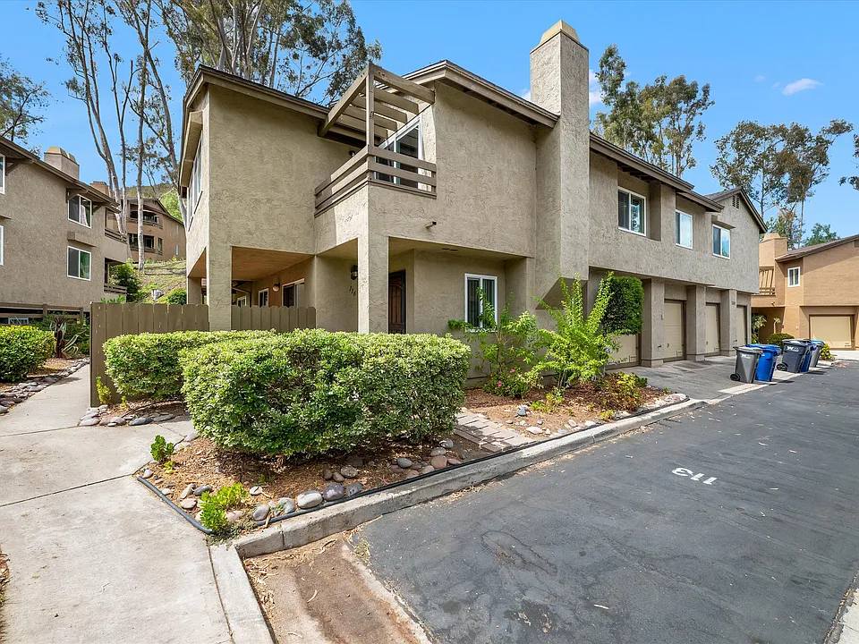 7361 Mission Trails Dr #116