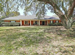 2701 Point Dr, Monroe, LA 71201