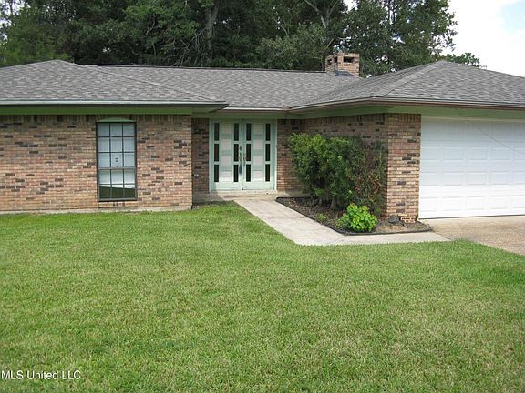 2nd image of 87131 Golf Club Dr