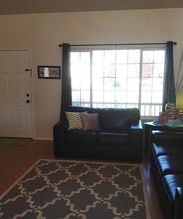 3rd image of 412 N Coppertree Dr