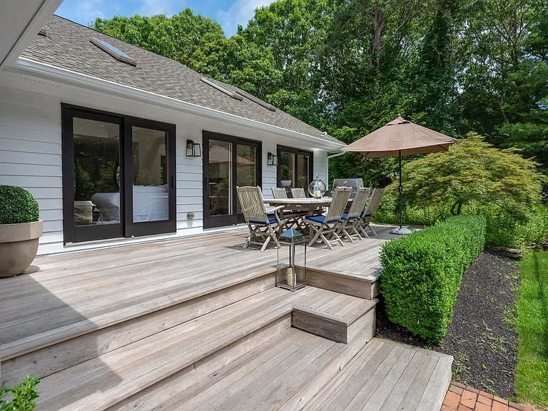 25 Rolling Woods Ct — Photo 20