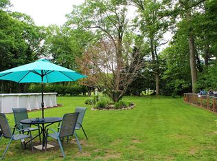 72 Mapledale Ave, Succasunna, NJ 07876