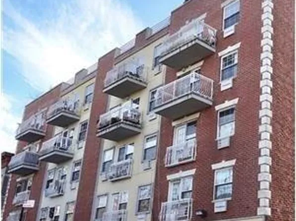 420 42nd Street #2C, Brooklyn, NY 11232