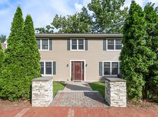 96 Edgemont Rd, Scarsdale, NY 10583