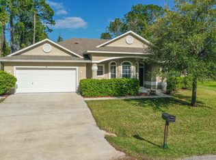 18 E Bourne Ln, Palm Coast, FL 32164