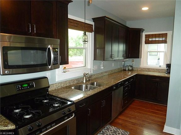5th image of 1449 Cohassett Ave