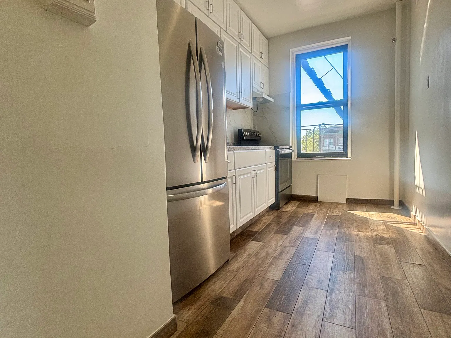 1113 Avenue O — Photo 4