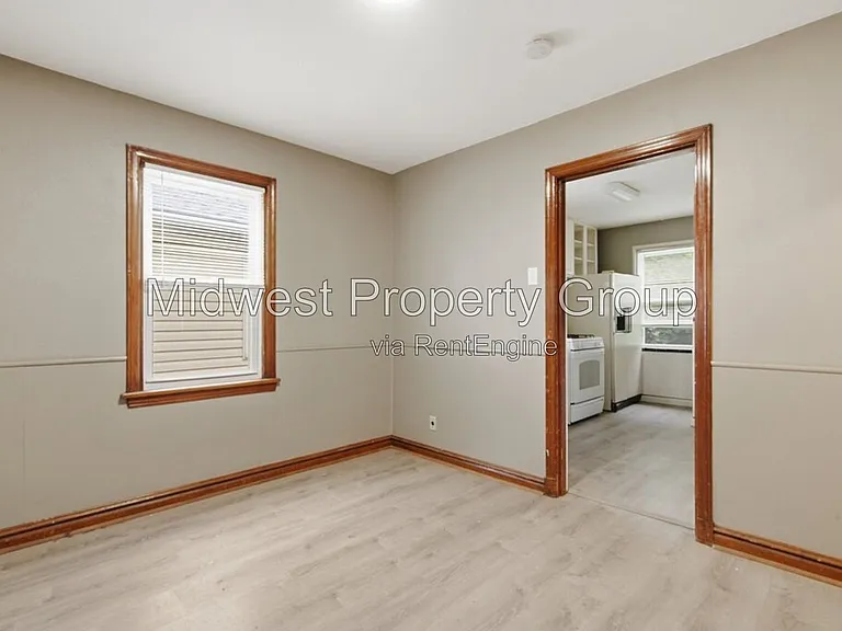 249 S Hartnett Ave — Photo 11