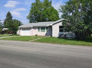1925 Stampede Ave, Cody, WY 82414