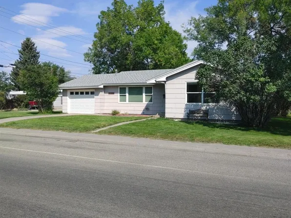 1925 Stampede Ave, Cody, WY 82414