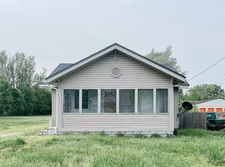 1719 E 18th St, Muncie, IN 47302