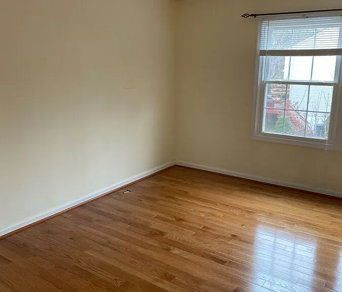 899 Chestnutview Ct — Photo 13