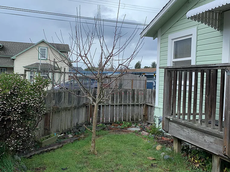 111 B St — Photo 18