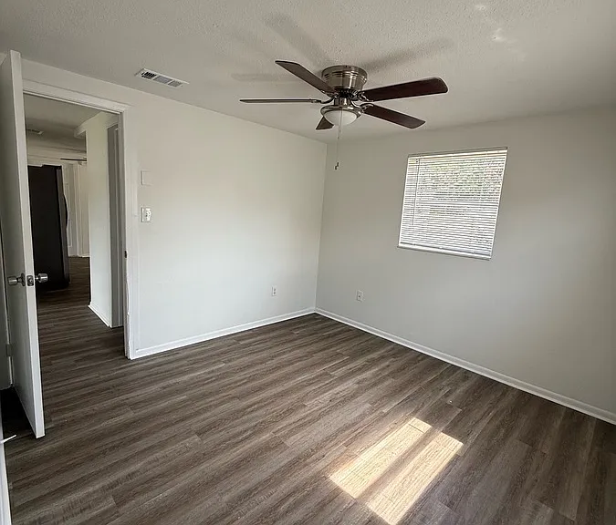 5020 Vickers Dr — Photo 26