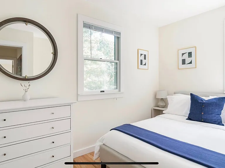 25 Rutland Rd — Photo 10