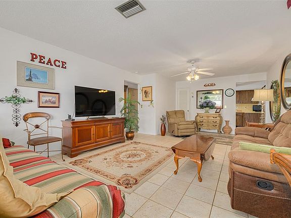 5th image of 1401 Cara Dr #1401