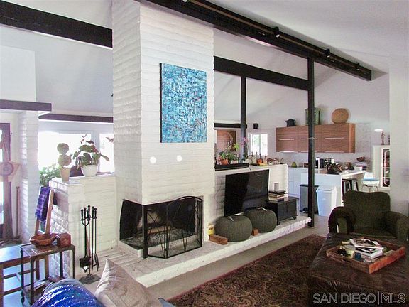 5th image of 9363 Loren Dr