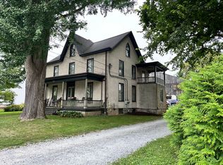 1721 W Doe Run Rd, Kennett Square, PA 19348