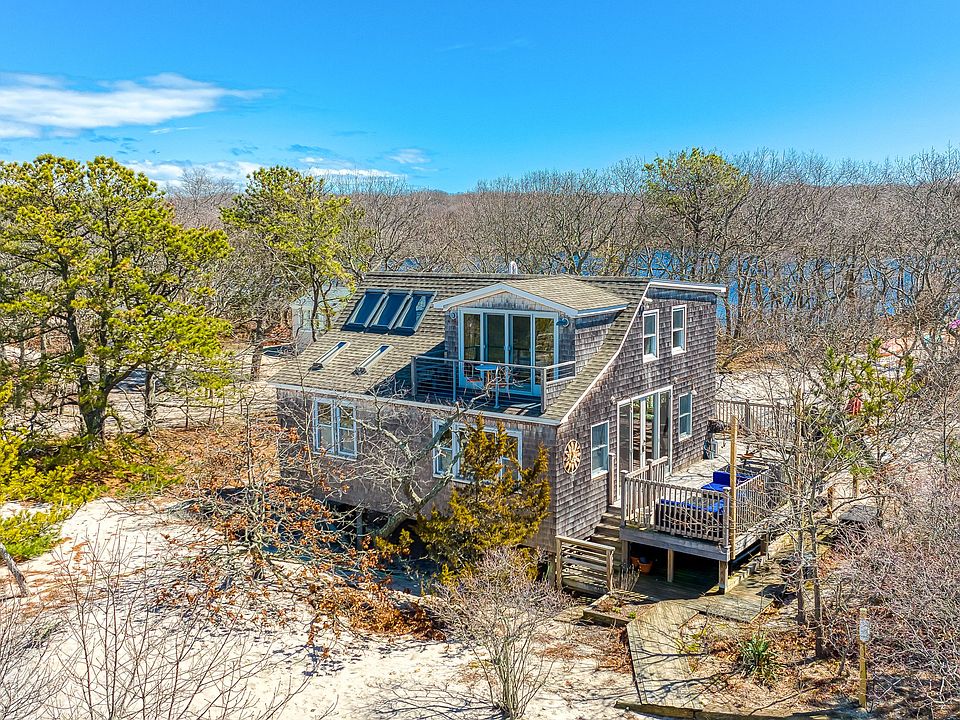 1st image of 1655 Lake Dr