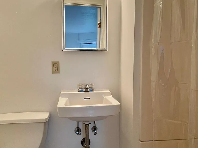 1061 Beacon St #14 — Photo 3