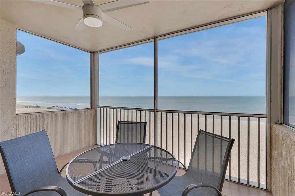2 bed, 2.0 bath, 1058 sqft, $9,500 — Photo 1