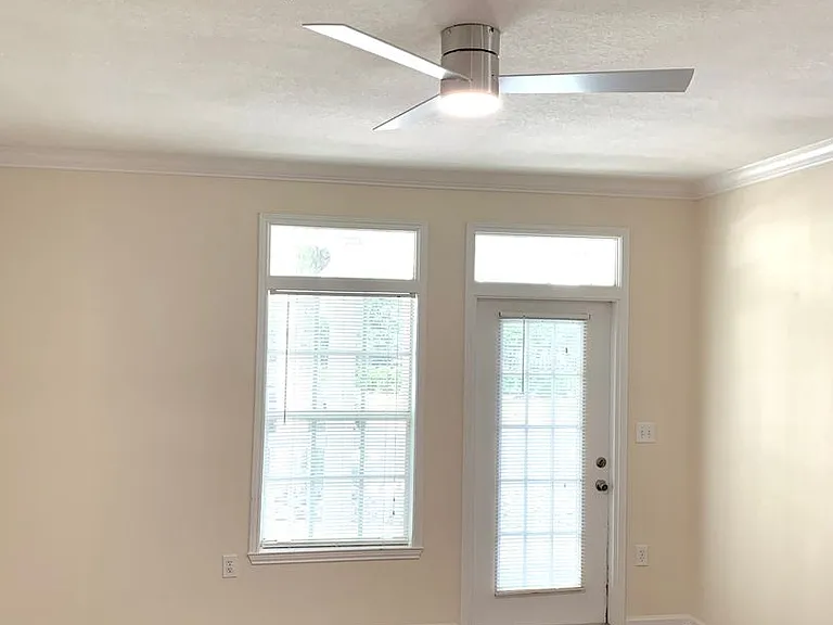 411 Water St — Photo 28