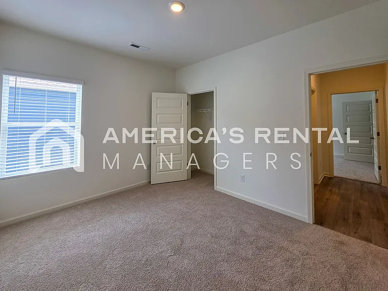 318 Ashland Dr SW — Photo 27