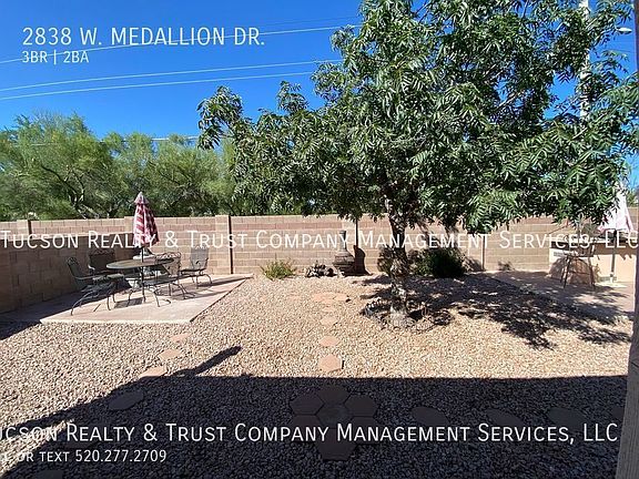 3rd image of 2838 W Medallion Dr