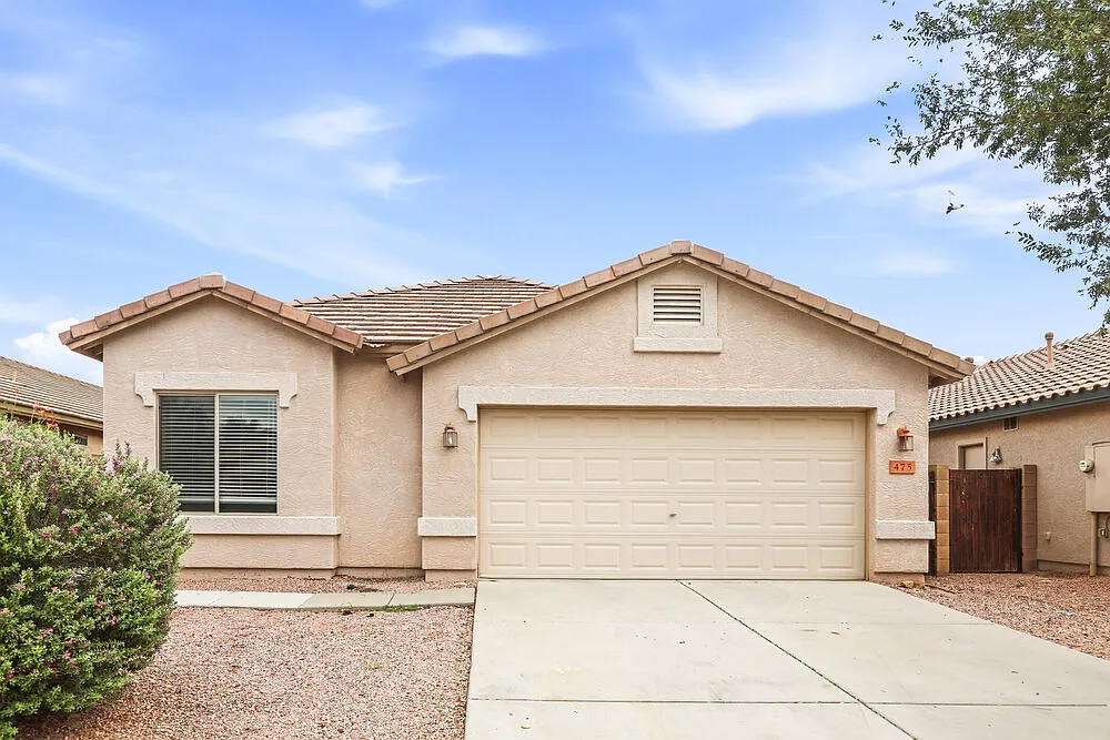 4 bed, 3.0 bath, 1912 sqft, $2,330 — Photo 1