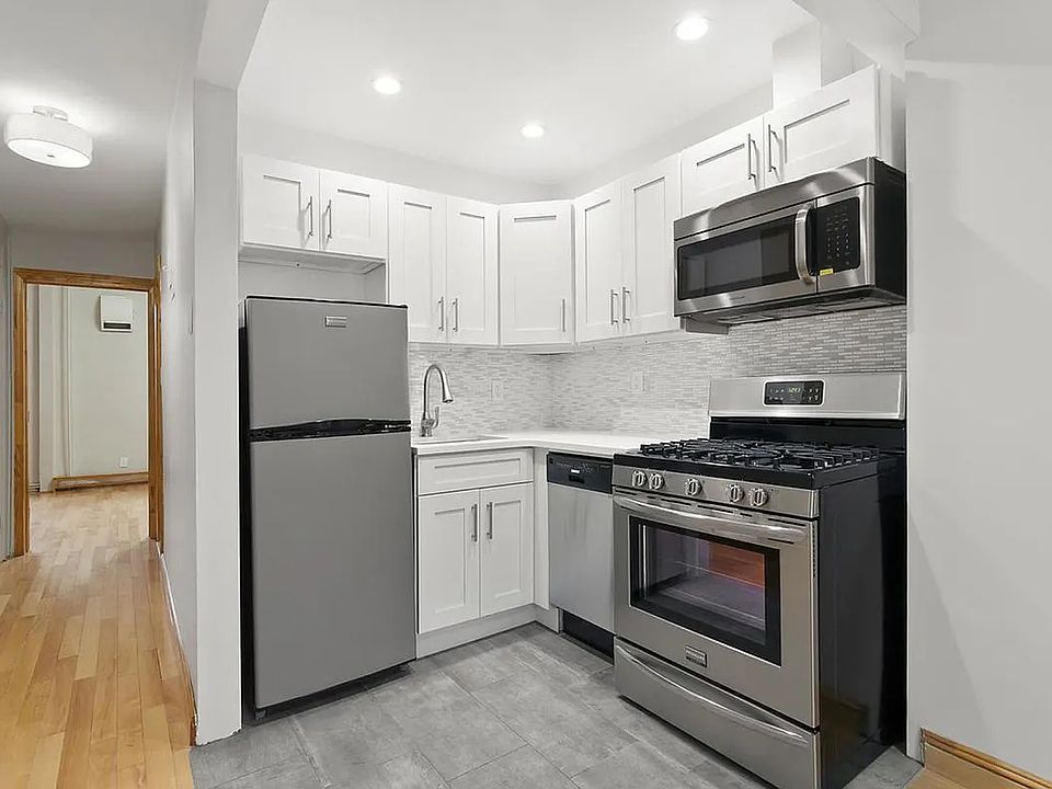1st image of 615 Halsey St #2