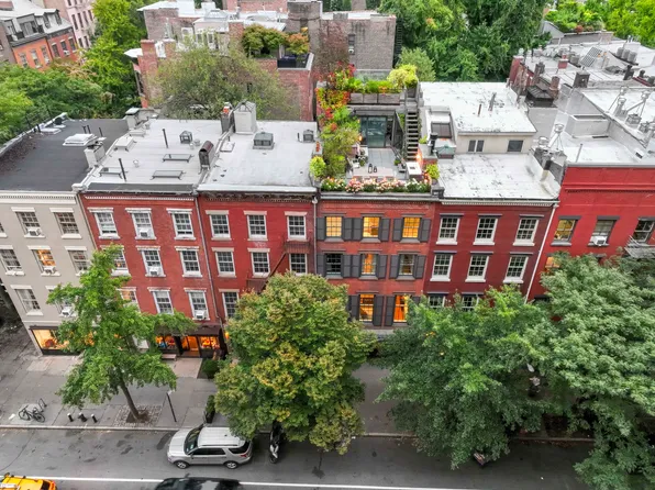 430 Hudson Street image 32 of 34