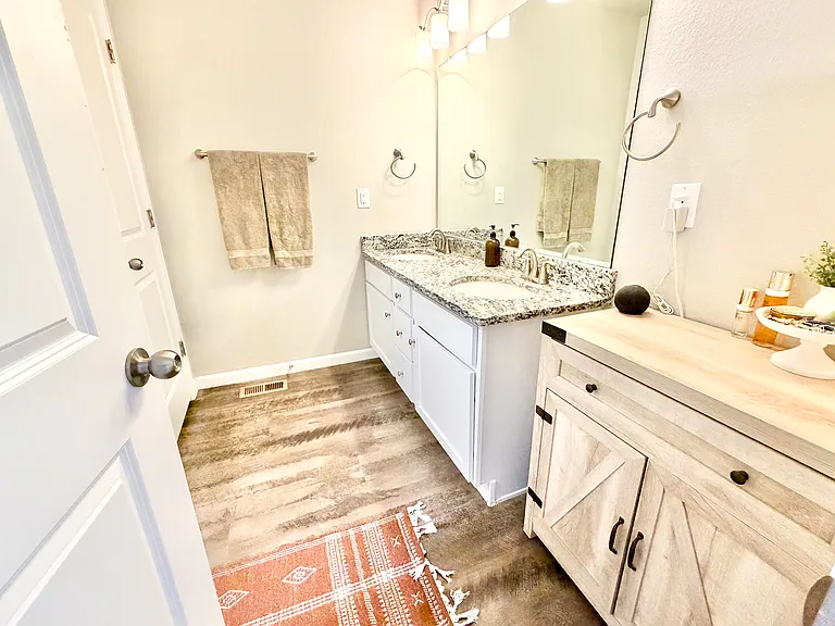 5290 Blue Lunar Ln — Photo 16