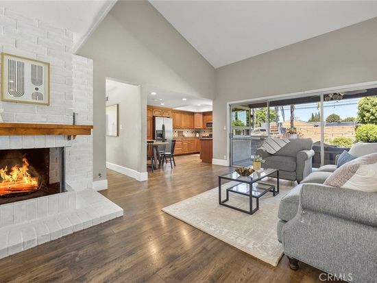 13075 Wickshire Ln, Tustin, CA 92782