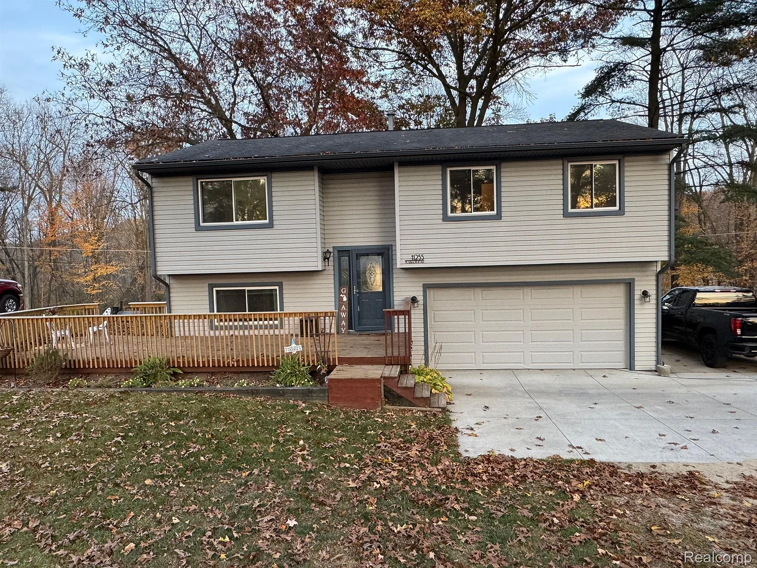 11255 McGregor Rd photo 1