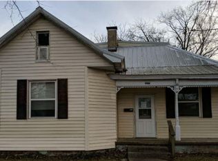 1231 N Mulberry St, Mount Carmel, IL 62863