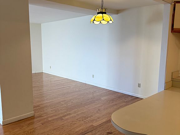 5th image of 376 Ocean Ave APT 1801
