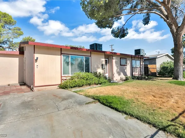 69 Maya St, Las Vegas, NV 89110