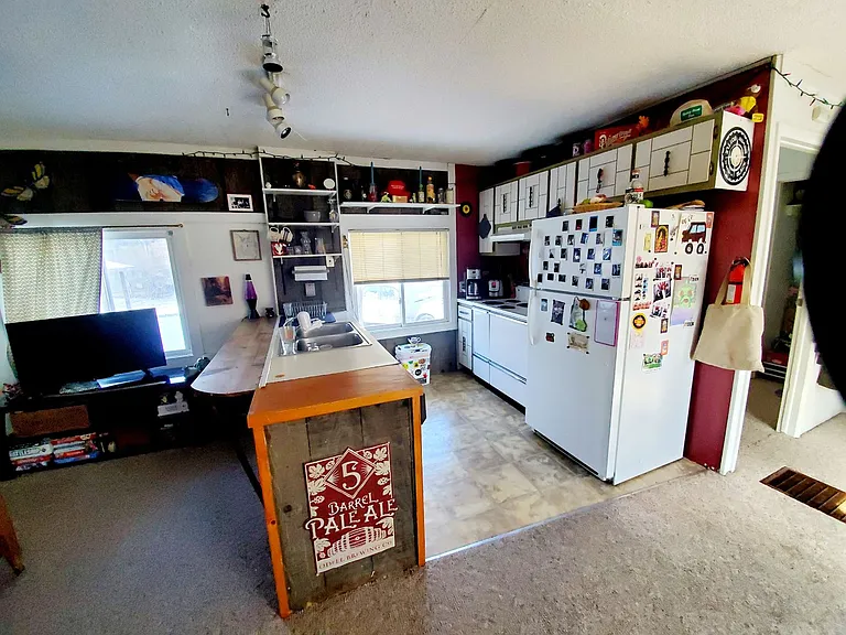 1730 W Mulberry St — Photo 16
