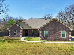 21107 S 530th Rd, Tahlequah, OK 74464