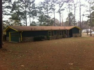 5895 Avenue Of Redwoods, College Park, GA 30349