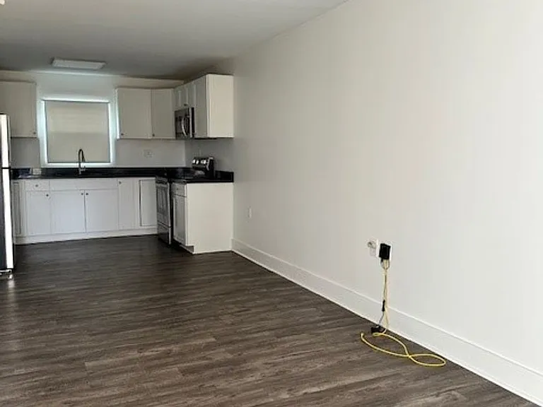 104 Northwood Ave — Photo 9