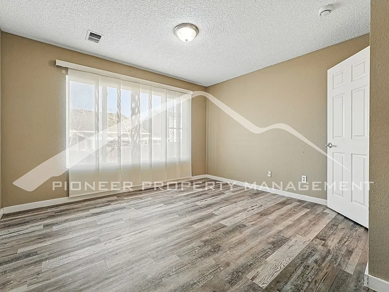 15666 E 51st Pl — Photo 12