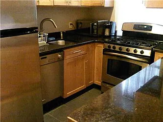 Rented by R New York