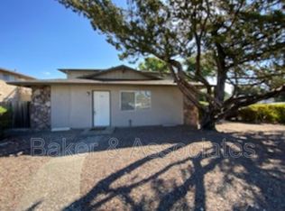 954 Santa Alicia Dr, Rohnert Park, CA 94928