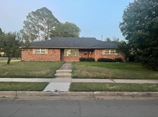 224 Huntingdon Dr, Irving, TX 75061