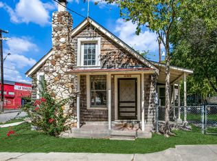 2610 N Zarzamora St, San Antonio, TX 78201
